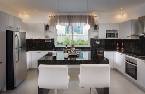 Puerto Plata Complejo | Luxurious 6-Bedroom Resort Villa with Private Pool, WiFi in amazing Puerto Plata