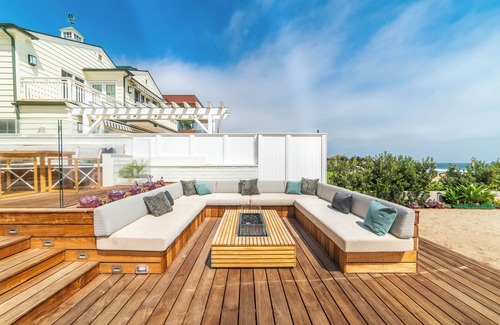 Western Malibu Villa | Luxurious 7-bedroom villa with AC, WiFi, fitness room in stunning Malibu