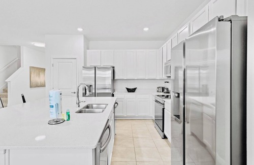 Historic Downtown Kissimmee Casa | Luxurious 8BR Bella Vida Villa - Private Pool & Resort Amenities