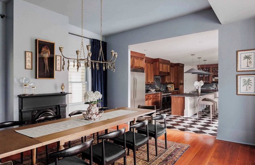 Lower Garden District Cama Y Desayuno | Luxurious 9BR Inn | Heated Pool & Hot Tub