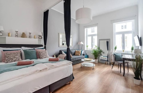 Roßau Apartamento | ⍟Luxurious and Spacious⍟ 5 min walk to city center (12)