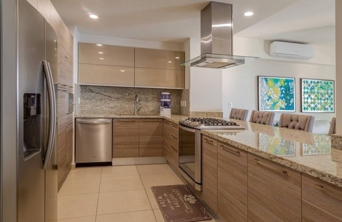Puerto Vallarta Condominio | Luxurious and upgraded condominium with unparalleled ocean views!