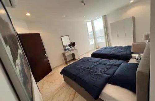 Ash Shati Apartamento | Luxurious Apartment Partial Sea View