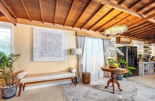 Taman Griya Villa | Luxurious Arakana Villa with Pool