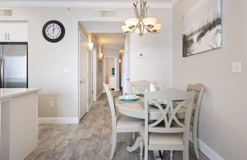 Miramar Beach Condominio | LUJOSO ATICO FRENTE AL MAR! * Cama King con 2 baños! + ¡SERVICIO GRATUITO DE PLAYA!