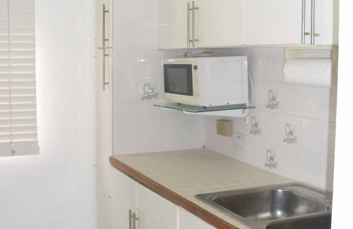 Ocho Rios Apartamento | Lujoso apartamento independiente frente a la playa en el corazón de Ocho Ríos Jamaica