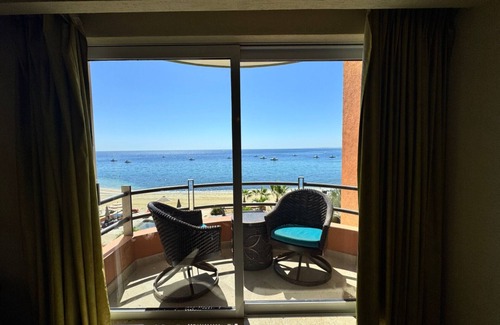 Los Barriles Condominio | Luxurious Beachfront Villa with Stunning Sea Views, Modern Amenities -New Owners