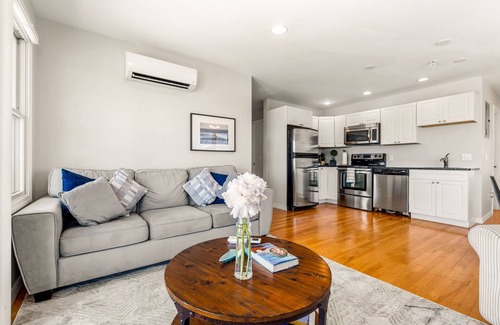 North Truro Condominio | Luxurious Beachfront 2 bedroom condo