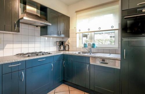 Sint Maartensvlotbrug Casa | Luxurious coastal villa near forest