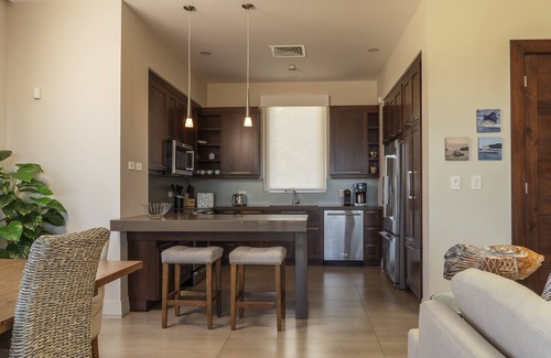 Herradura Condominio | Luxurious Condo: Los Sueños Miramar 3 bedroom