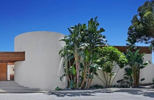 Eucalyptus Hill Casa | Luxurious Contemporary Home with Spectacular Views