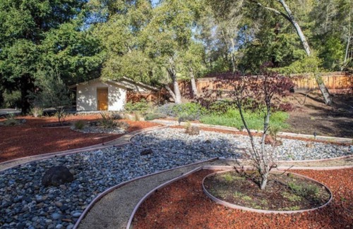 Saratoga Casa | Luxurious Cottage in Saratoga