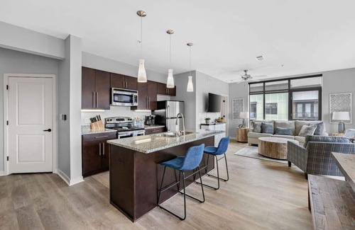 Rolling Mill Hill Condominio | Luxurious Downton High Floor 2 br 2 bth Condo-#54