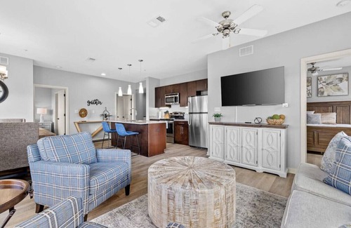 Rolling Mill Hill Condominio | Lujoso grande de 2 habitaciones y 2 baños Downtown Condo-Corner Unit # 321