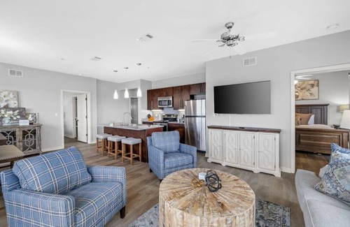 Rolling Mill Hill Condominio | Centro de lujo en el piso superior, esquina, unidad, 2 camas, 2 baños, vista a la ciudad y río, esquina, unidad- # 520