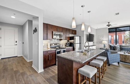 Rolling Mill Hill Condominio | Centro de lujo en el piso superior, esquina, unidad, 2 camas, 2 baños, vista a la ciudad y río, esquina, unidad- # 520