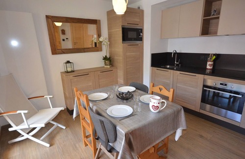 Les Gets Apartamento | Apartamento dúplex nuevo en el centro, 51m², 4 personas, balcón, WiFi, garaje, cerca de tiendas