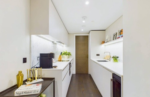 The City of London Apartamento | Luxurious Duplex Apartment in Holborn