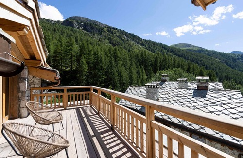Le Fornet Apartamento | Val d'Isère: Dúplex para 8 con Sauna, Balcón, Chimenea y Aparcamiento