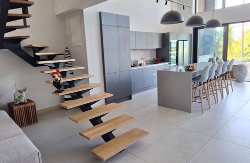 Pointe aux Canonniers Apartamento | Luxurious duplex with sea view near the beach