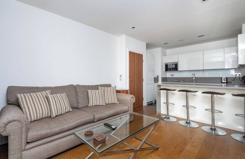 Ealing Apartamento | Luxurious Ealing apartment with incredible views