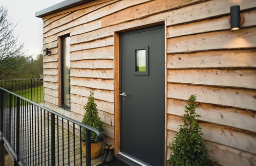 Axminster Casa | Luxurious eco-stay in rolling Devon hills. A short drive to the Jurassic Coast.