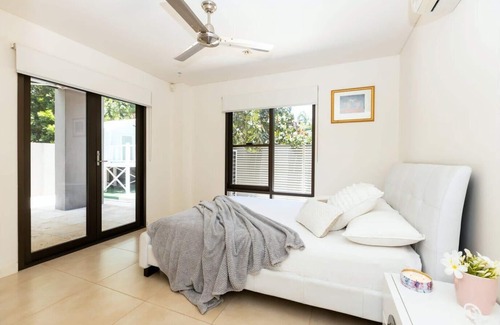 Cable Beach Casa | Luxurious Executive 6 Bedroom Family Home in Cable Beach