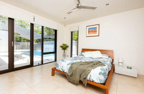 Cable Beach Casa | Luxurious Executive 6 Bedroom Family Home in Cable Beach