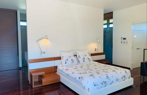 Cable Beach Casa | Luxurious Executive 6 Bedroom Family Home in Cable Beach