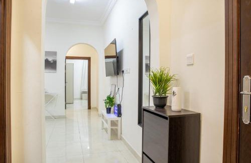 Medina Apartamento | Luxurious Family 3 Bedroom Apartments 10 Mins Drive to Al-Masjid Nabawi - Nozol Noor 1