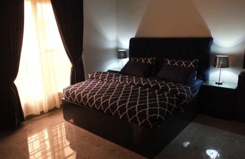 Gulshan-e-Iqbal Apartamento | luxurious Family Apartment