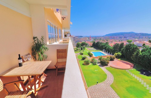 Sao Sebastiao Condominio | Luxurious Family Condo w/ Breathtaking Panoramic view Setúbal & Tróia