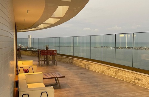 Cabanga Apartamento | Luxurious Flat with Stunning View!