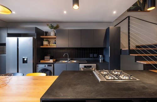 Salt Rock Apartamento | Luxurious Forrest Condo Lush 29
