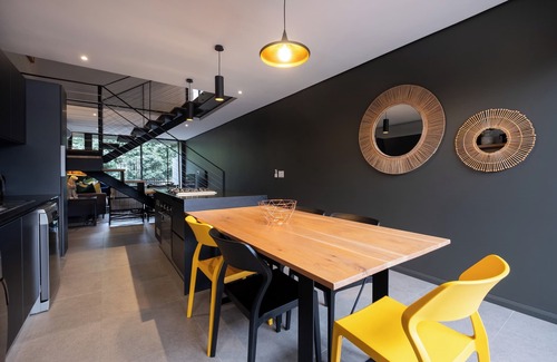 Salt Rock Apartamento | Luxurious Forrest Condo Lush 29