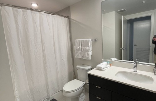 Pentagon City Apartamento | Luxurious Fully Furnished Move-In-Ready in Luxurious Apartment