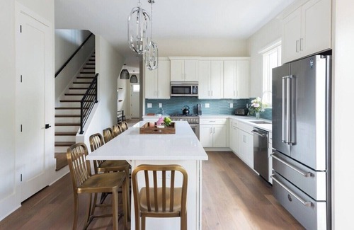 Germantown Casa | Luxurious Germantown Homes for Groups