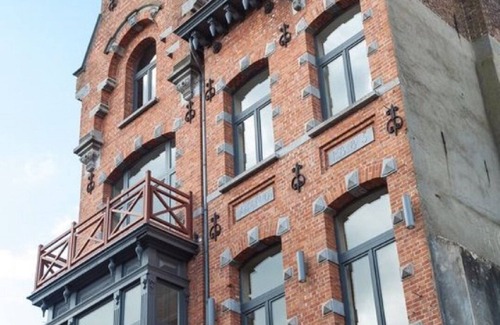 Ronse Casa | Lujosa casa de vacaciones en un edificio histórico
