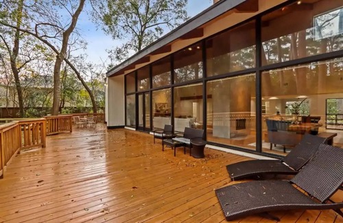 The Villages Casa | ★Luxurious Home✔5BDR✔6Baths✔BBQ✔75" HD TV✔WIFI✔AC