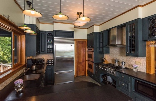 Grenell Casa | Lujosa casa de la isla con muelles de aguas profundas protegidas con vistas incomparables