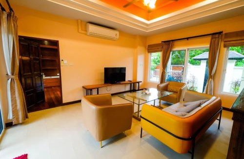 Rawai Villa | Luxurious large size swimming pool villa in Rawai