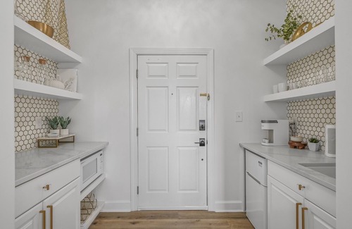 Rosemary Beach Apartamento | Luxurious Large Studio overlooking 30A nestled b/w Rosemary and Alys Beach