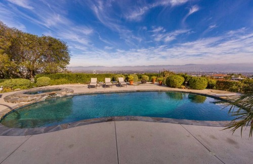 Sherman Oaks Casa | LUJOSO- LOS ANGELES- HISTORIA INDIVIDUAL- HOME-PANORAMIC VIEW-POOL-SPA