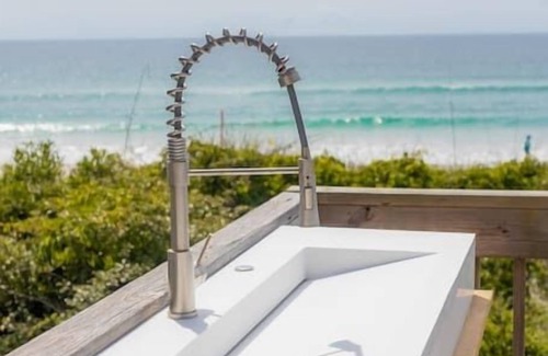 Surf City Casa | Luxurious Modern Beachfront Gem!