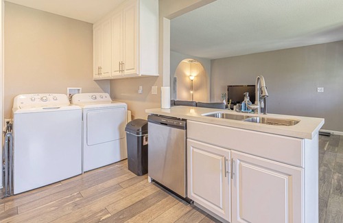 Palmdale Casa | Luxurious Modern Home 2BD/1B | close to shops