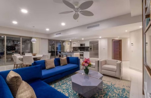 San Jose del Cabo Apartamento | Luxurious Modern 3 Bedroom Oceanfront in Los Cabos @ Garza Blanca Resort & Spa