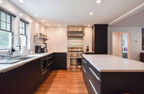 South Orleans Casa | Luxurious, Modern Walk to Water!