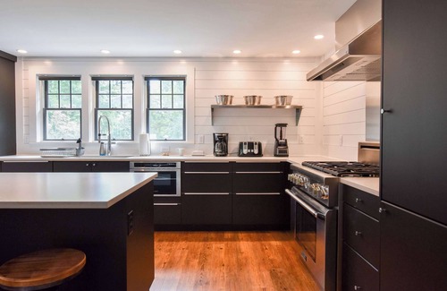 South Orleans Casa | Luxurious, Modern Walk to Water!