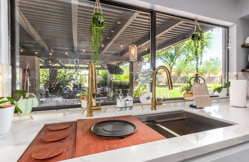 Camelback East Casa | *Luxurious Mountain Oasis* Just remodeled!