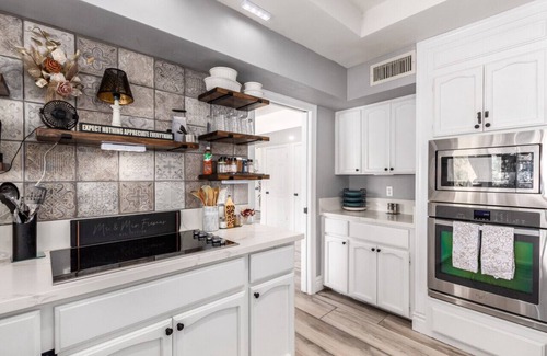 Camelback East Casa | *Luxurious Mountain Oasis* Just remodeled!